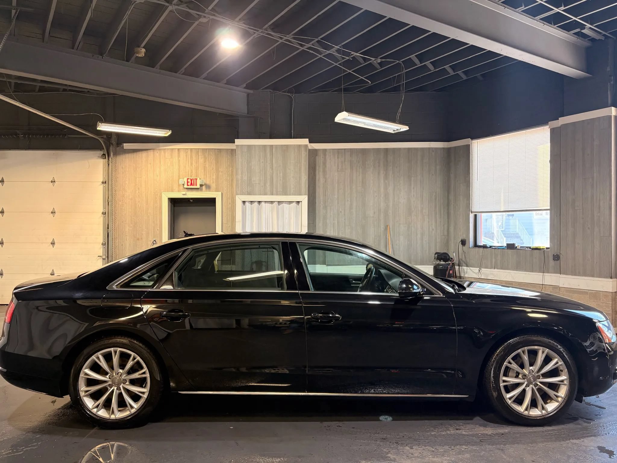 Used 2013 Audi A8 L 3.0T AWD/4WD image 7