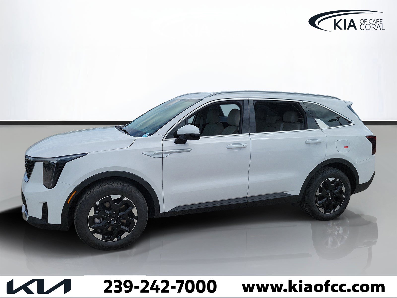 New 2026 Kia Sorento S FWD image 4