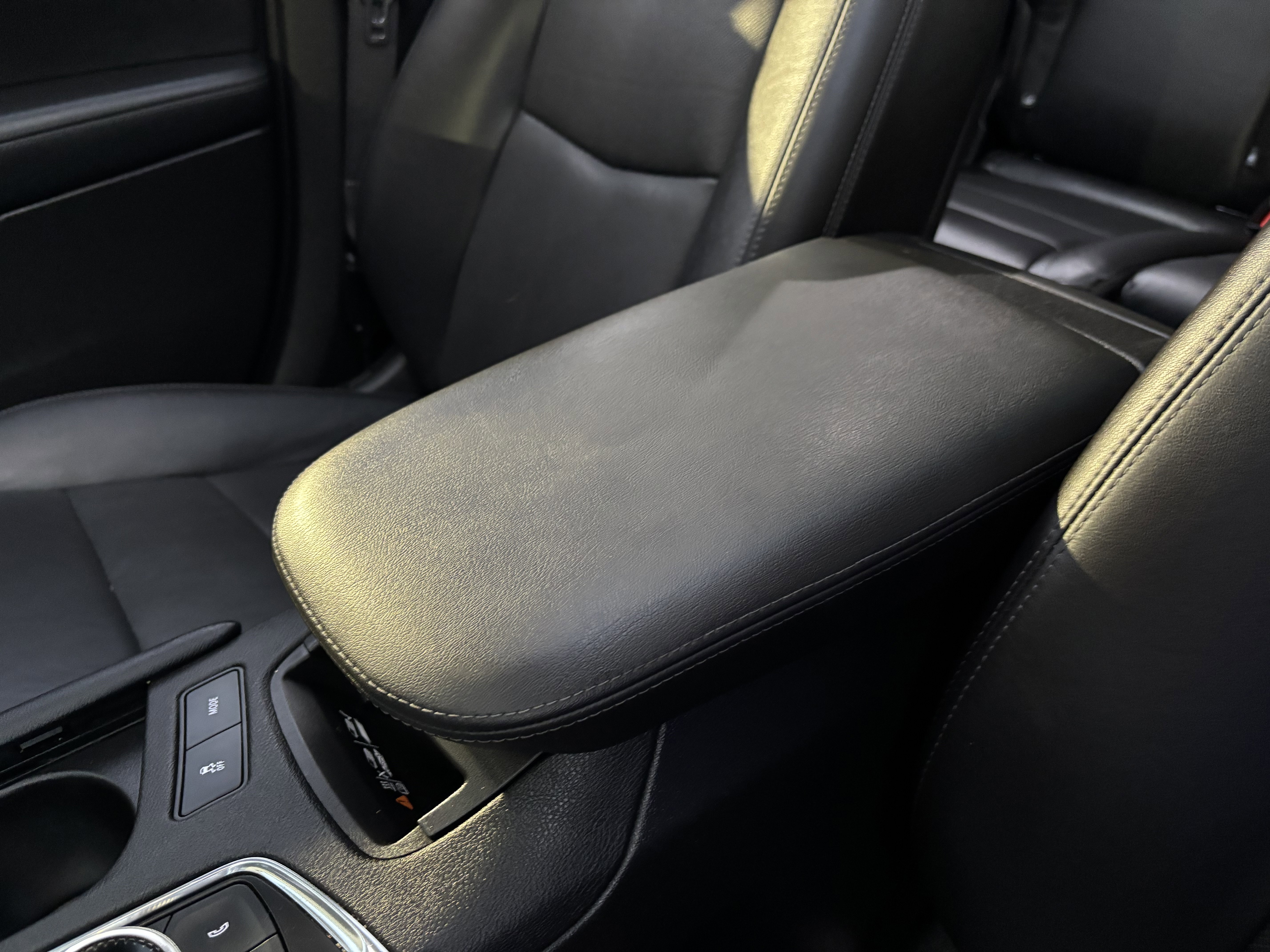 Used 2020 Cadillac XT5 Premium Luxury image 37