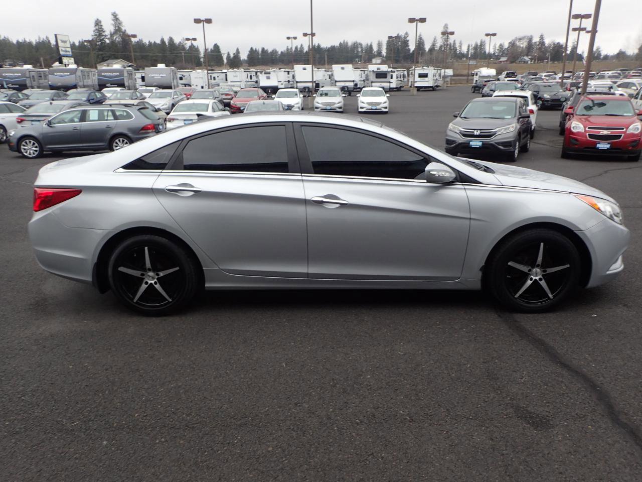 Used 2013 Hyundai Sonata Limited w/ Premium Pkg FWD image 6