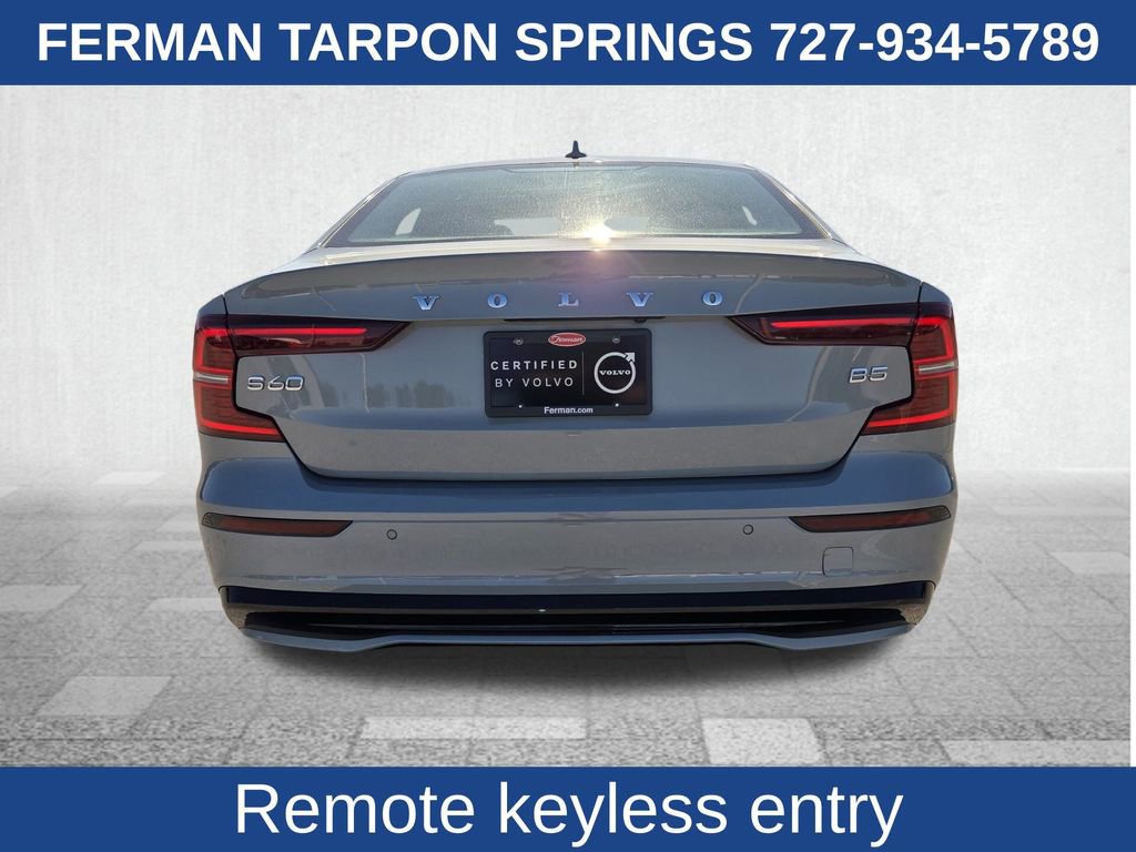 Certified 2025 Volvo S60 B5 Core image 9