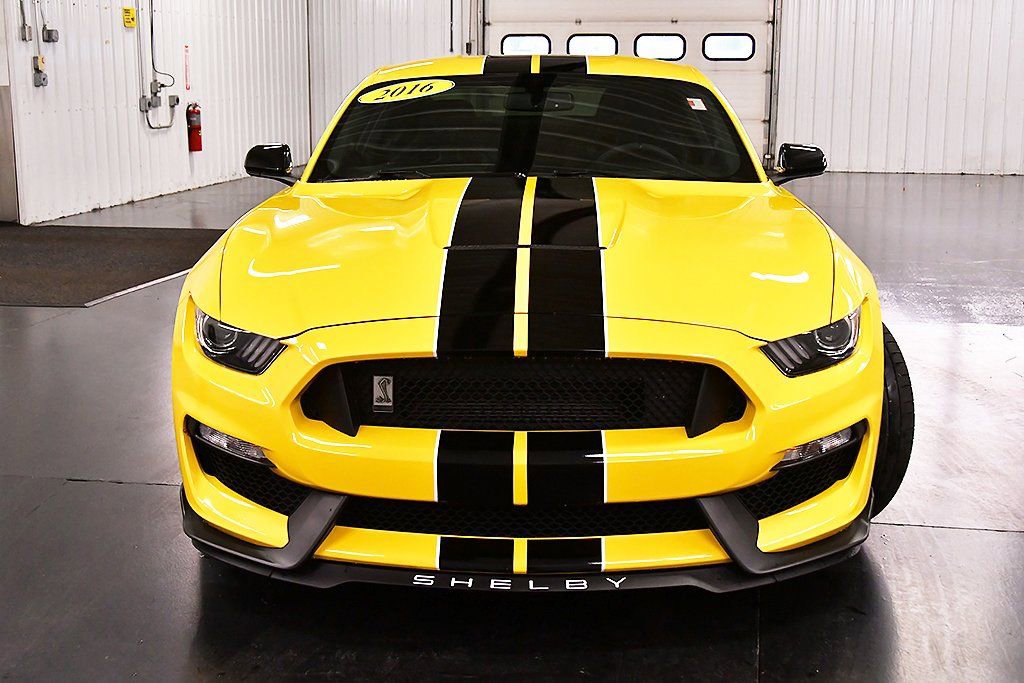 Used 2016 Ford Mustang Shelby GT350 w/ Track Package image 2