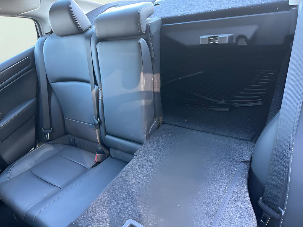 Used 2016 Subaru Legacy 3.6R Limited image 27