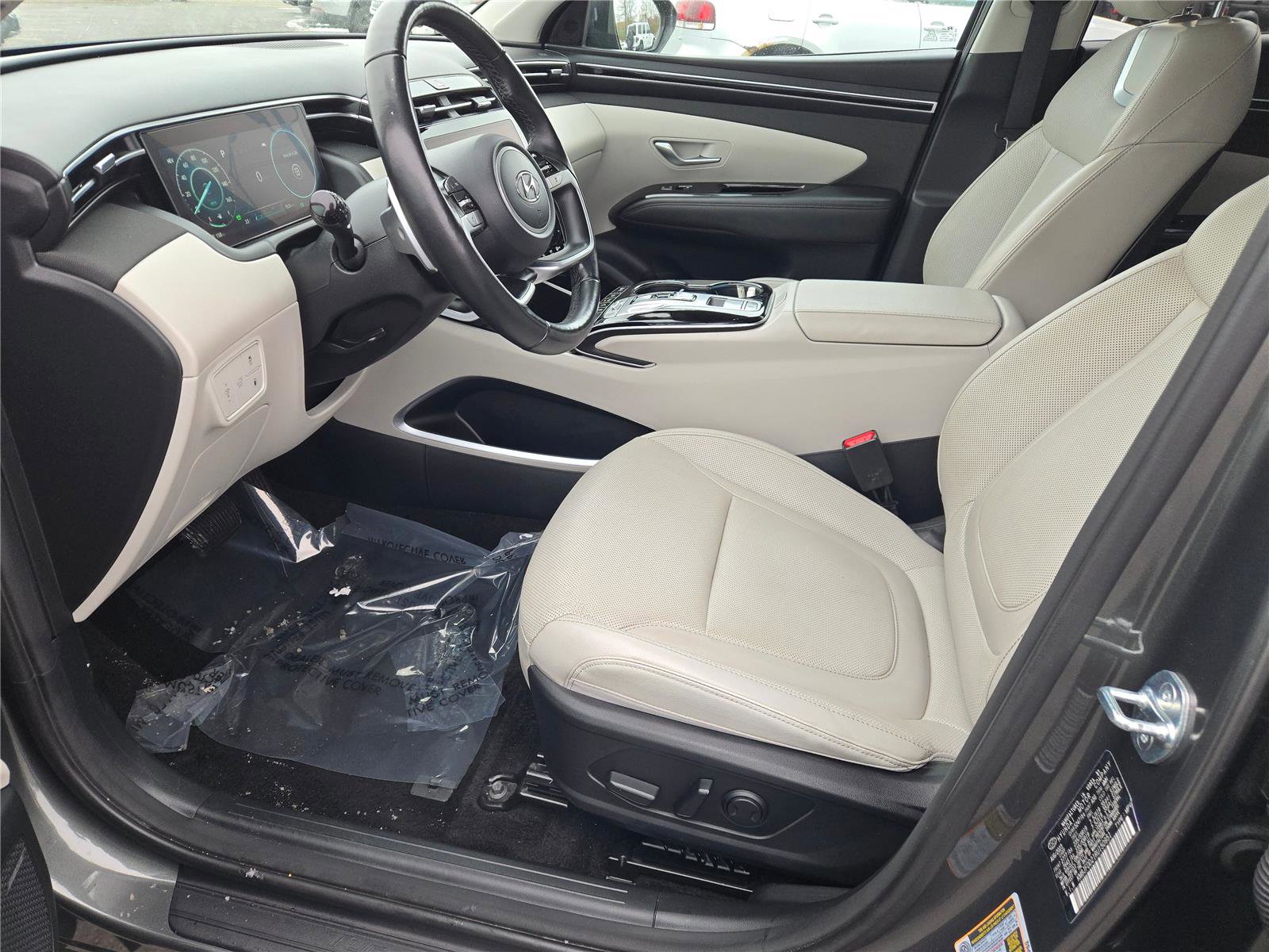 Used 2024 Hyundai Tucson Limited image 26