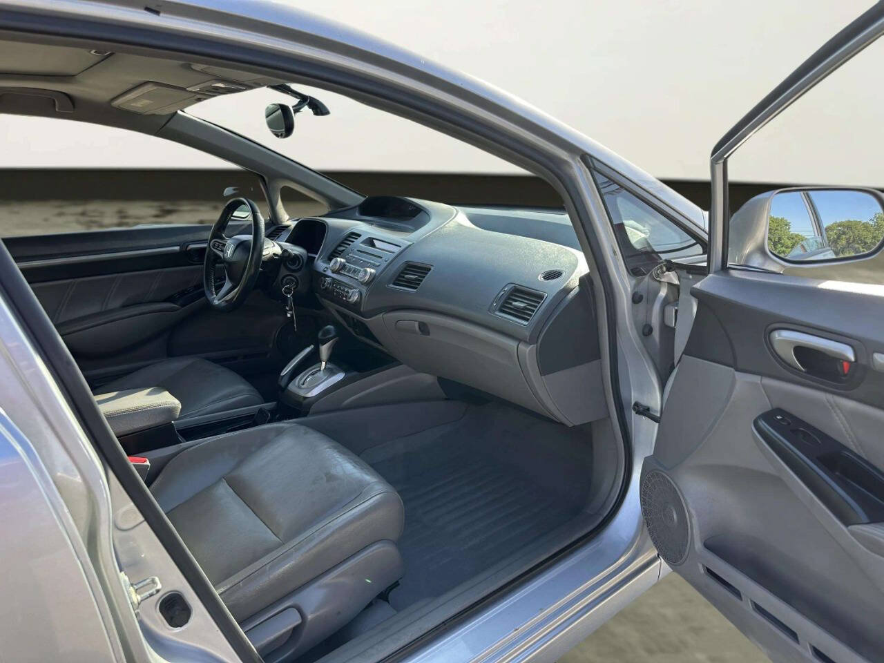 Used 2011 Honda Civic EX-L image 19