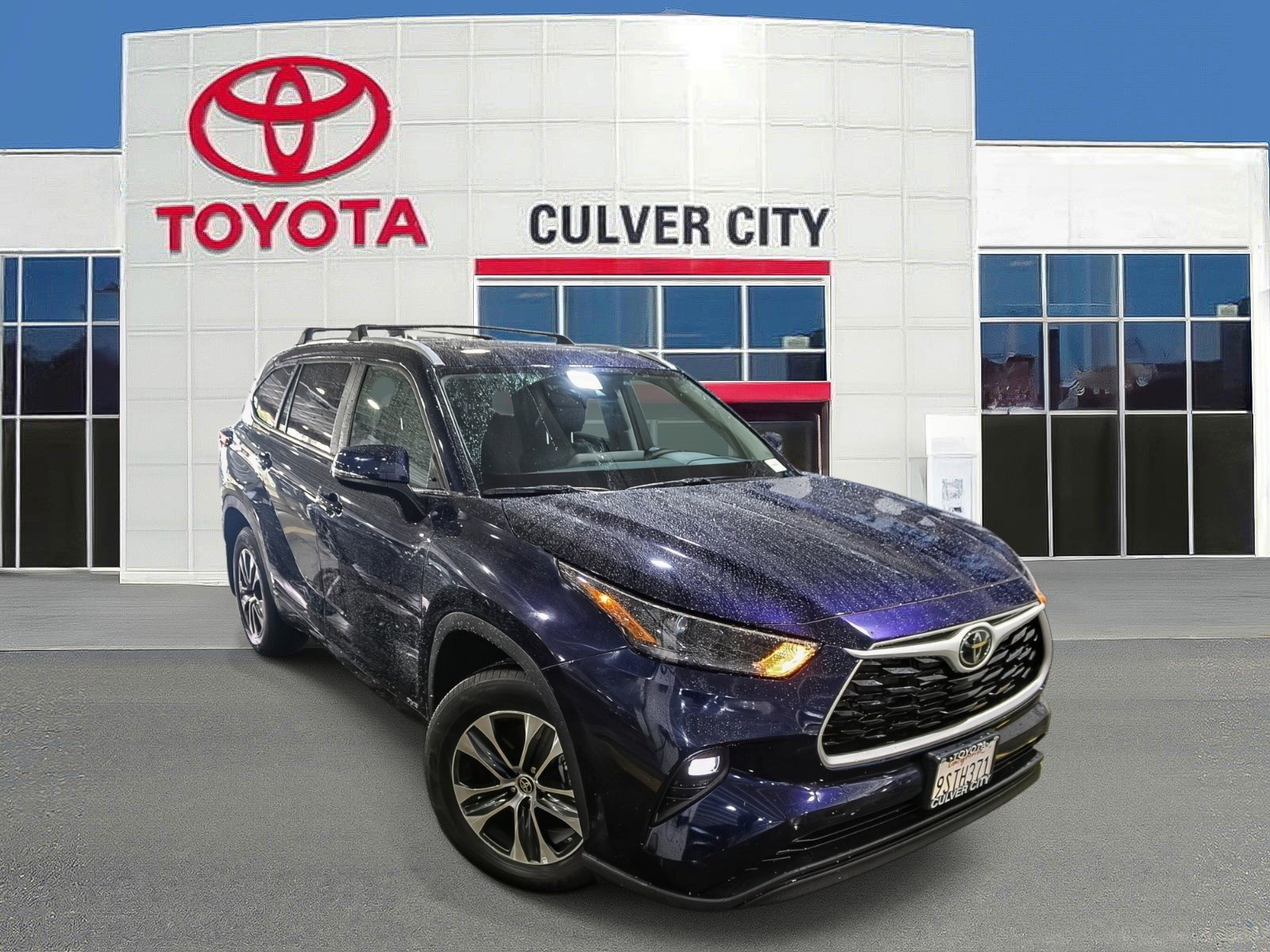 Certified 2025 Toyota Highlander XLE