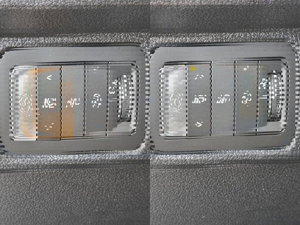 New 2026 Chevrolet Traverse Z71 w/ Enhanced Driving Package image 7