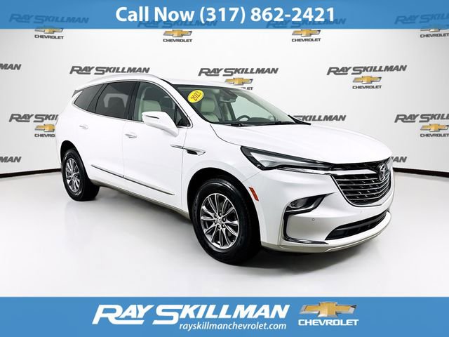 Used 2023 Buick Enclave Essence AWD/4WD image 1