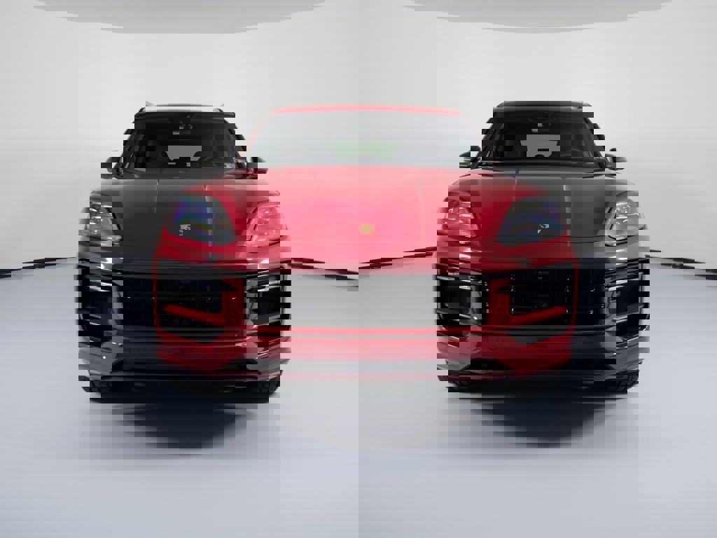New 2026 Porsche Cayenne GTS image 10