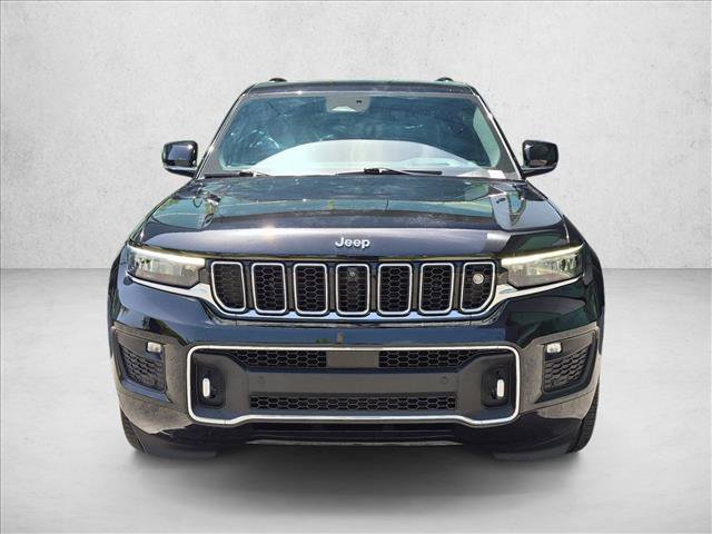 Used 2023 Jeep Grand Cherokee Overland w/ Adv Protech Group III AWD/4WD image 2