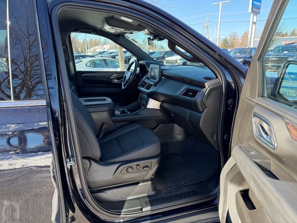 Used 2023 Chevrolet Suburban LS w/ Driver Alert Package image 22