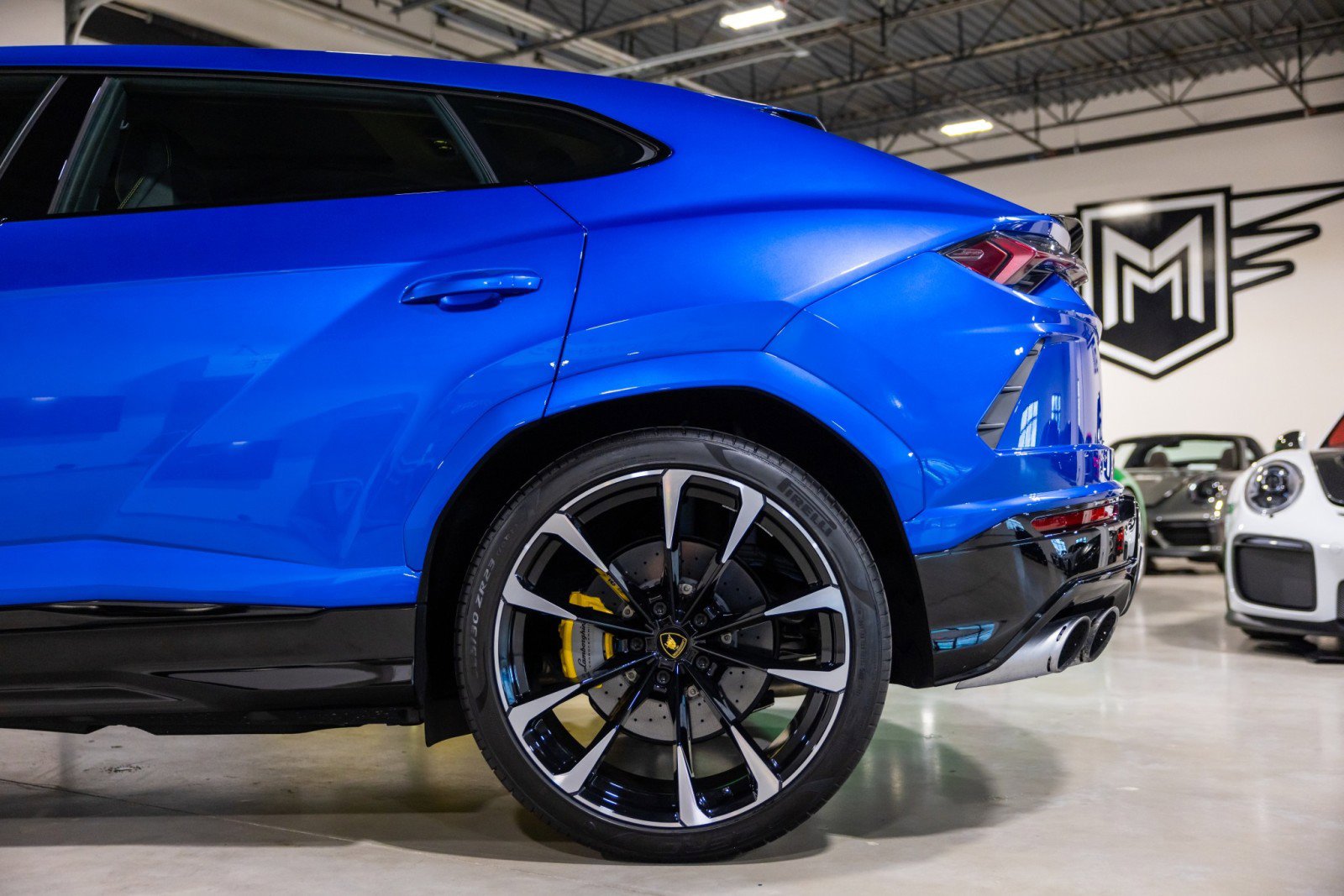 Used 2022 Lamborghini Urus image 16