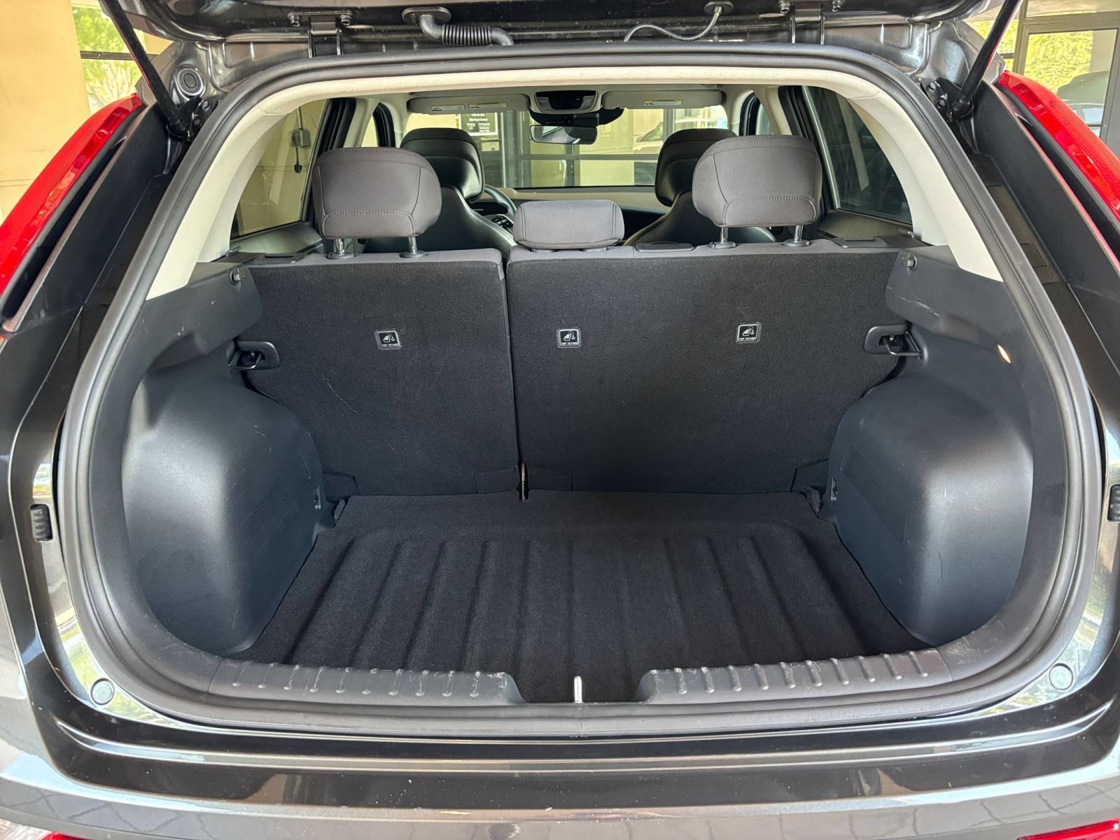 Used 2026 Kia Niro LX FWD image 29