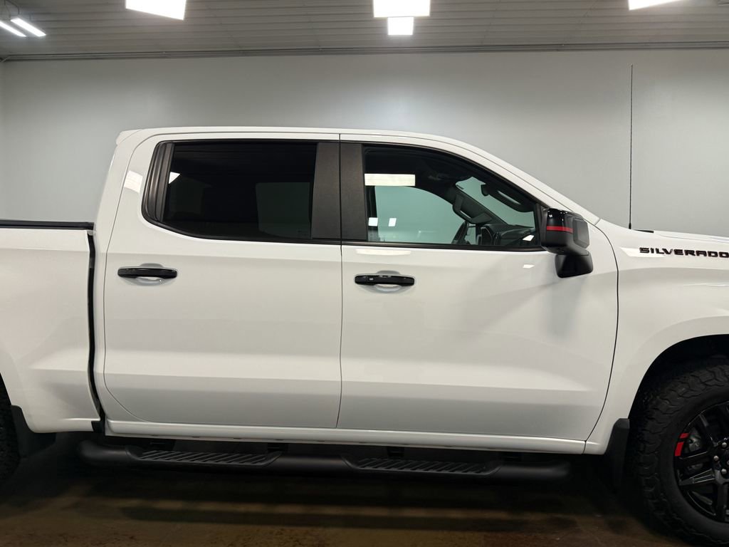 Used 2024 Chevrolet Silverado 1500 RST w/ Redline Edition AWD/4WD image 34