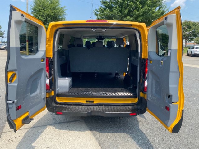 Used 2019 Ford Transit 150 XL RWD image 8