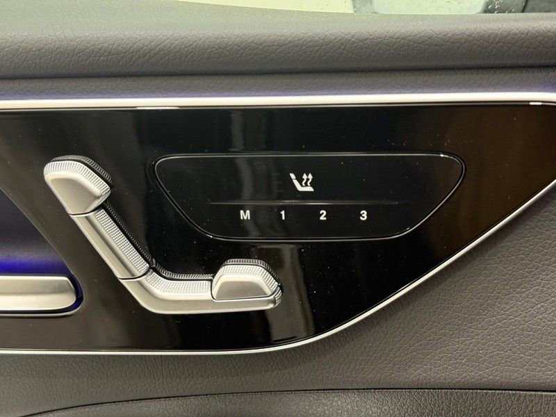 New 2026 Mercedes-Benz C 300 4MATIC Sedan image 10