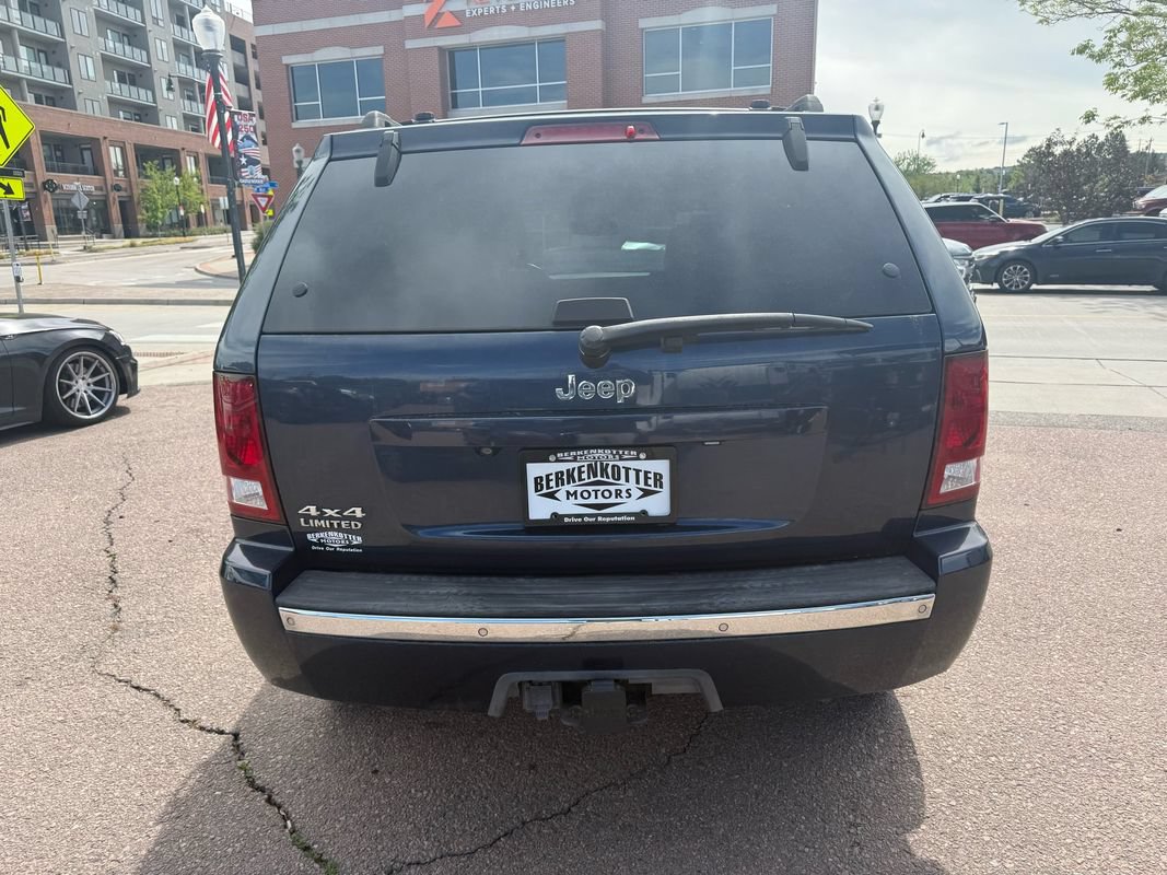 Used 2009 Jeep Grand Cherokee Limited w/ Trailer Tow Group IV AWD/4WD image 5