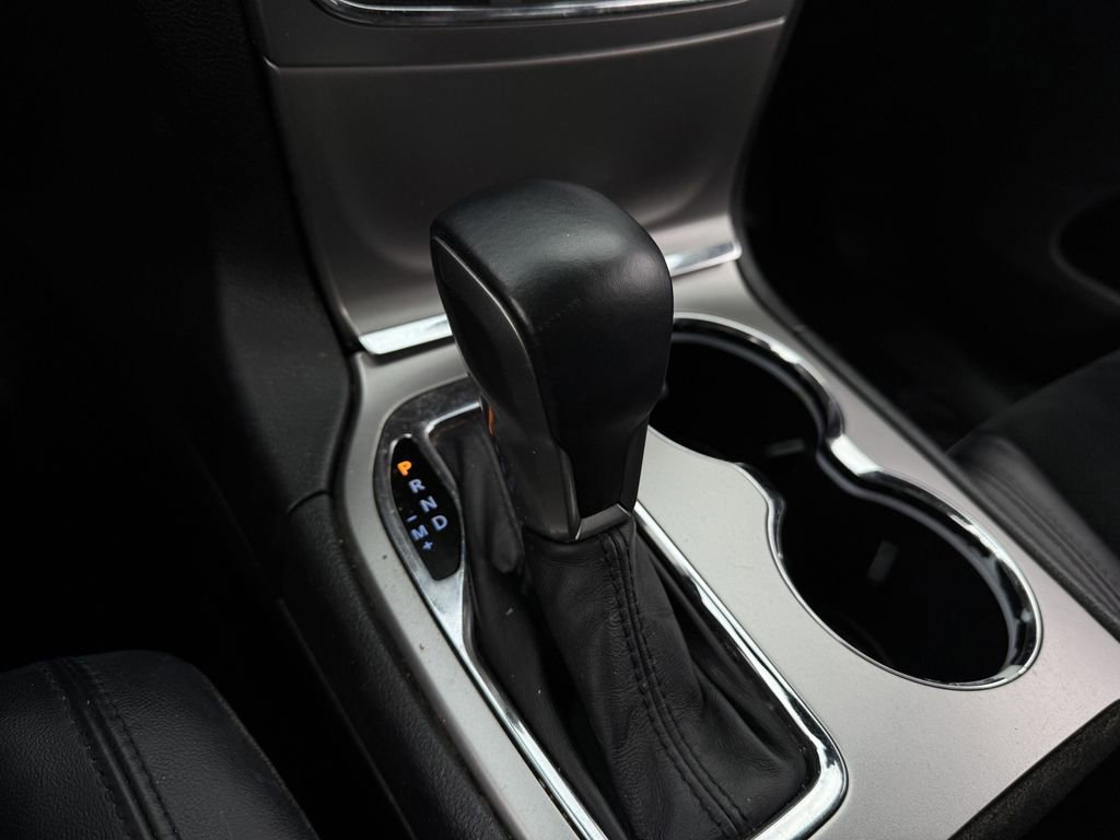 Used 2018 Jeep Grand Cherokee Altitude RWD image 18