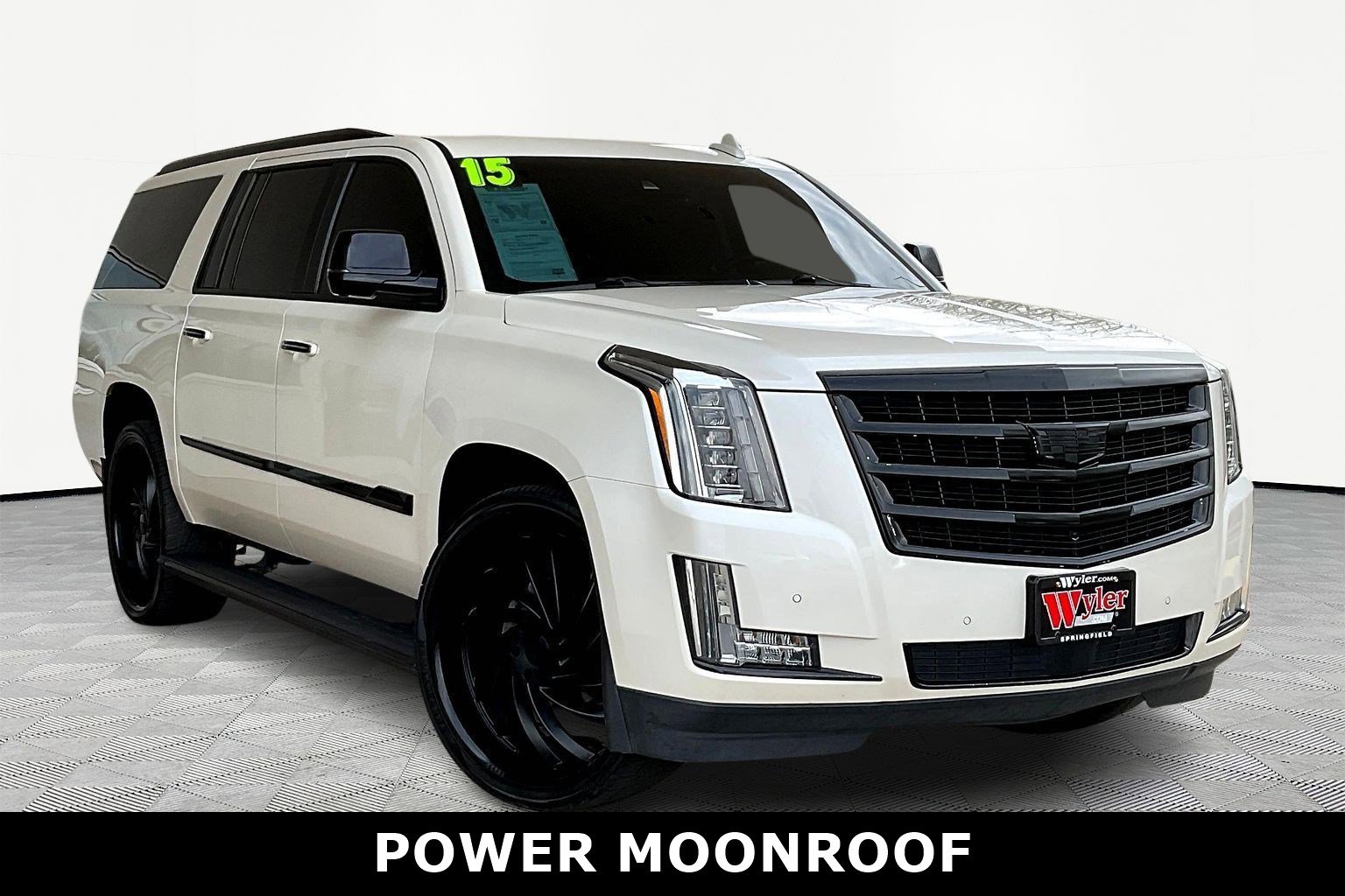 Used 2015 Cadillac Escalade ESV Premium image 3