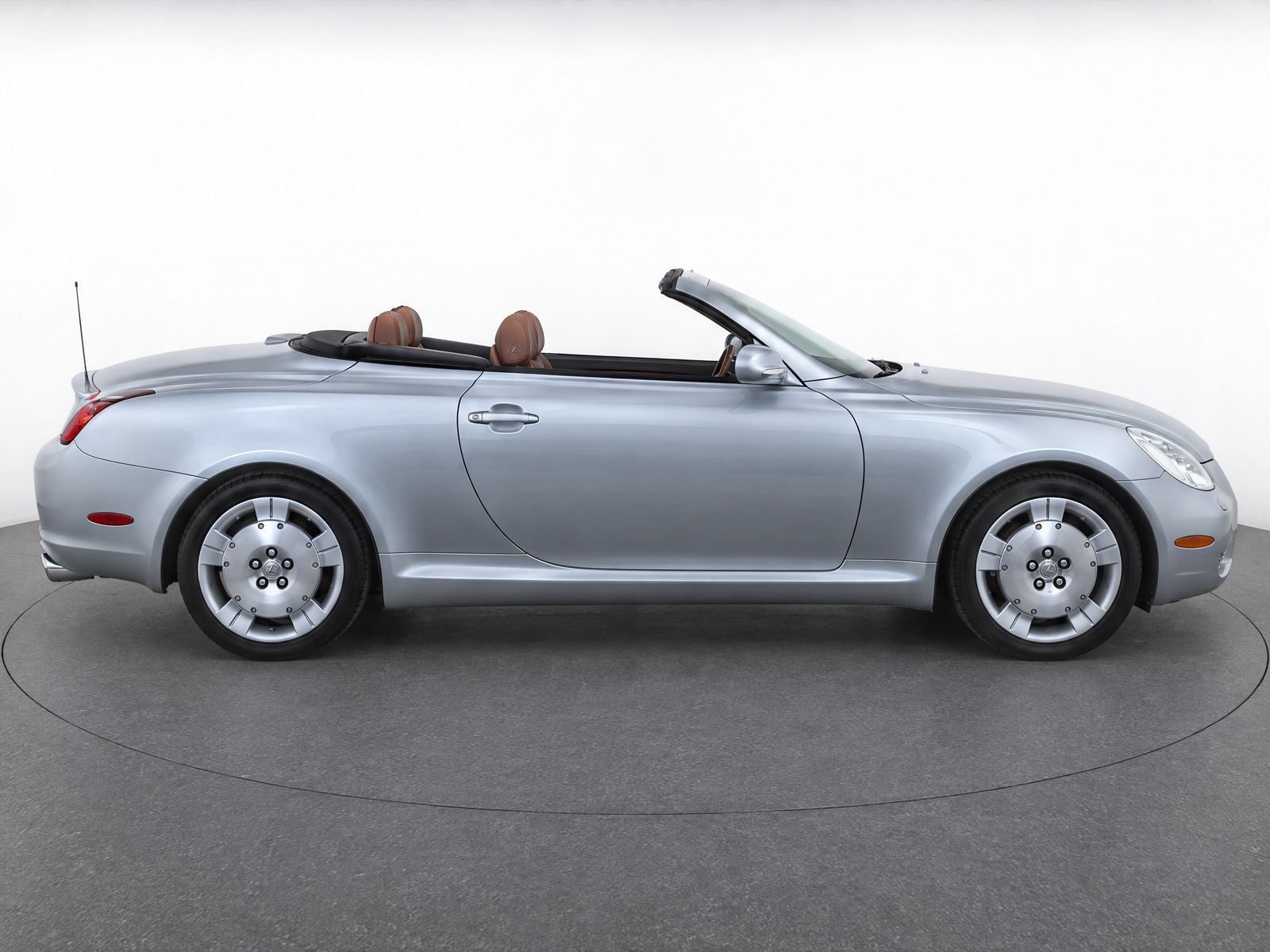 Used 2002 Lexus SC 430 Convertible RWD image 4