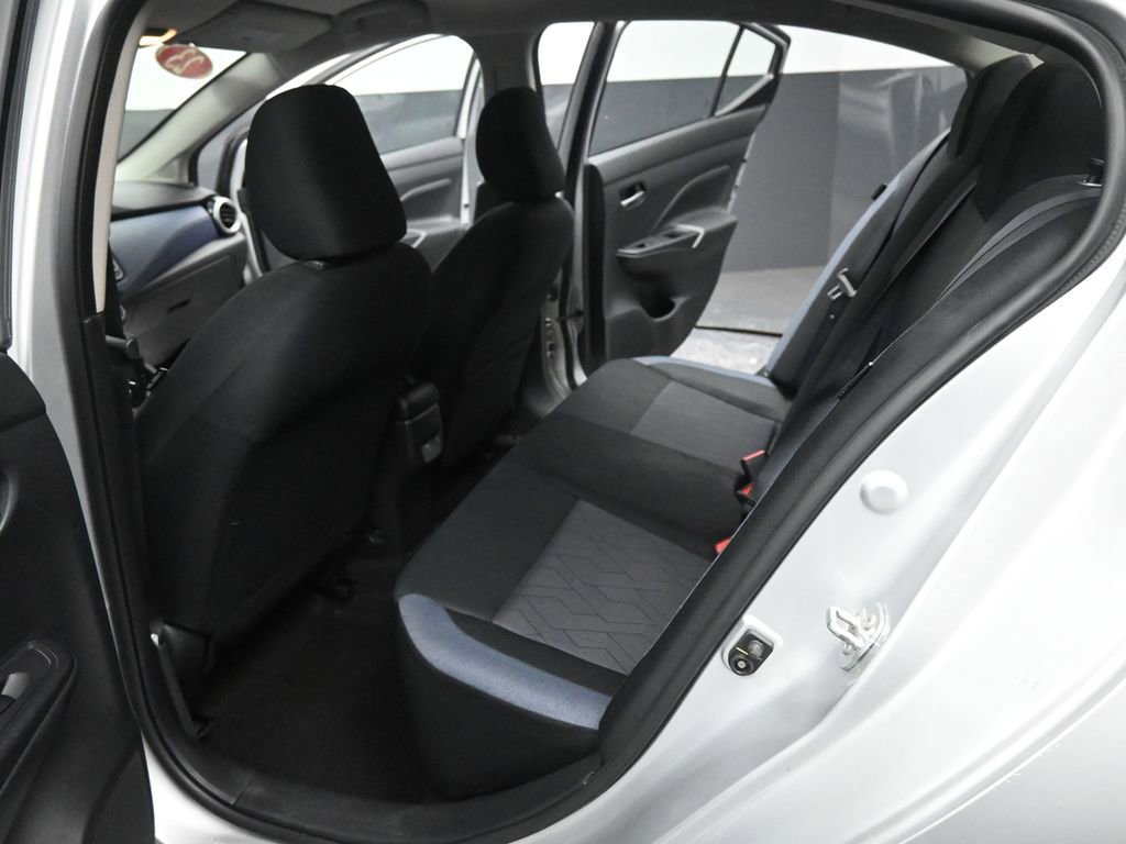 Used 2023 Nissan Versa SV image 24