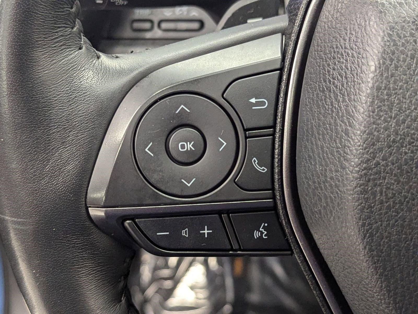 Used 2023 Toyota Camry SE image 13