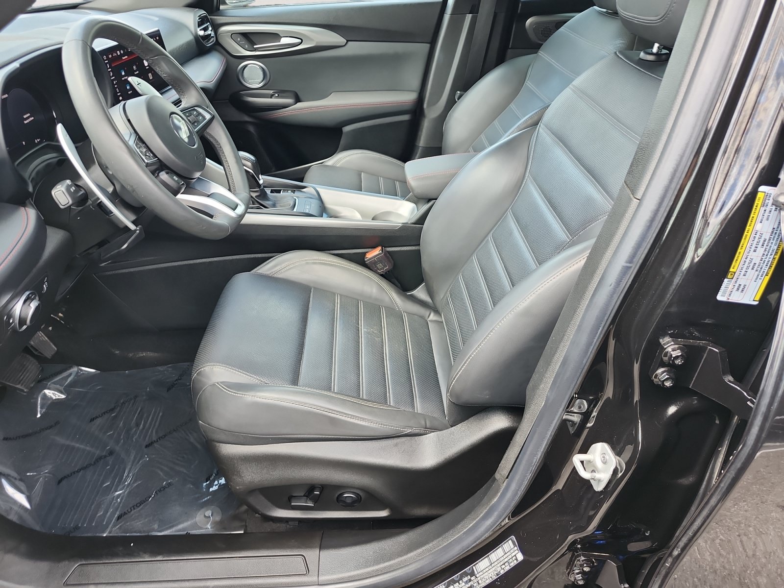 Used 2024 Dodge Hornet R/T Plus w/ R/T Blacktop Package AWD/4WD image 10