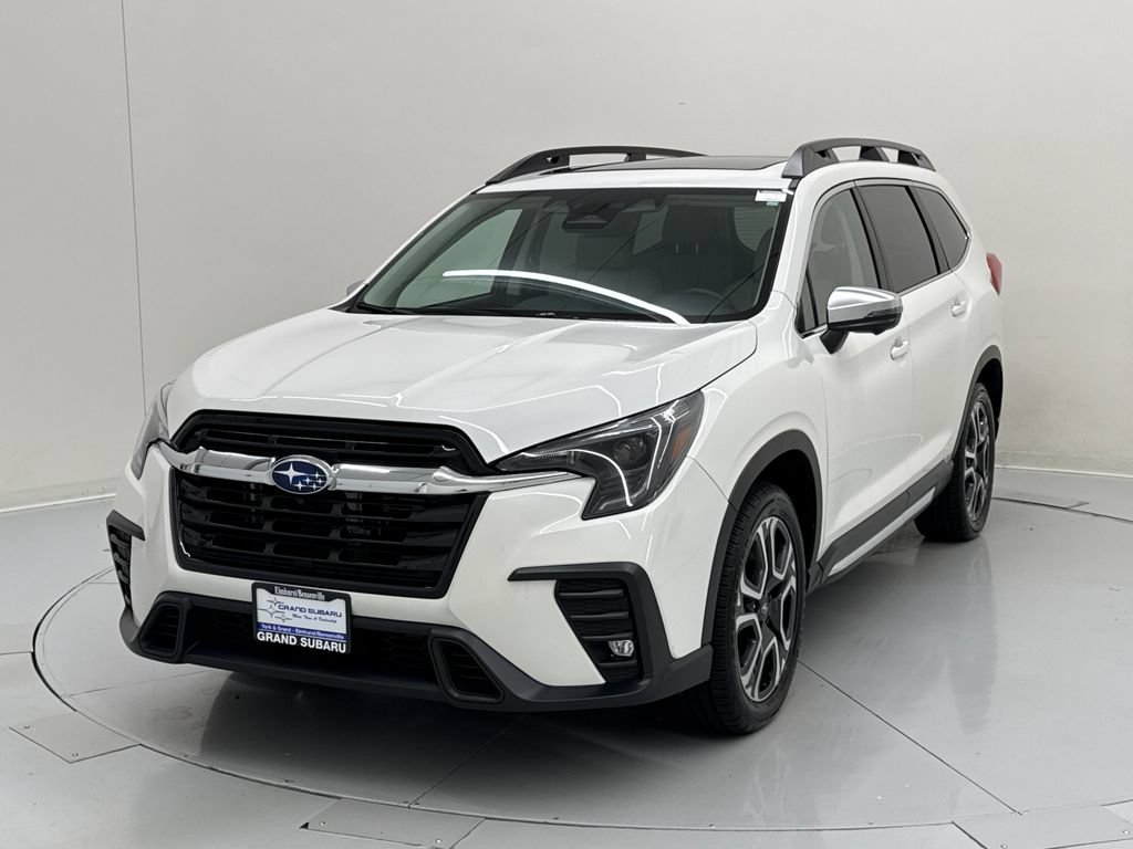 Used 2023 Subaru Ascent Limited w/ Technology Package AWD/4WD image 1