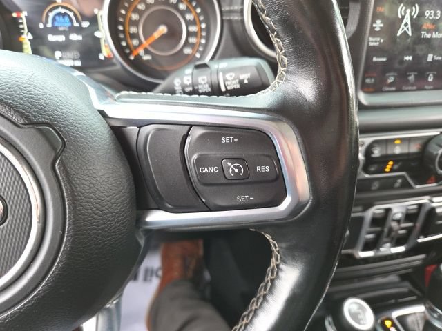 Used 2020 Jeep Wrangler Unlimited Sahara w/ Dual Top Group AWD/4WD image 59