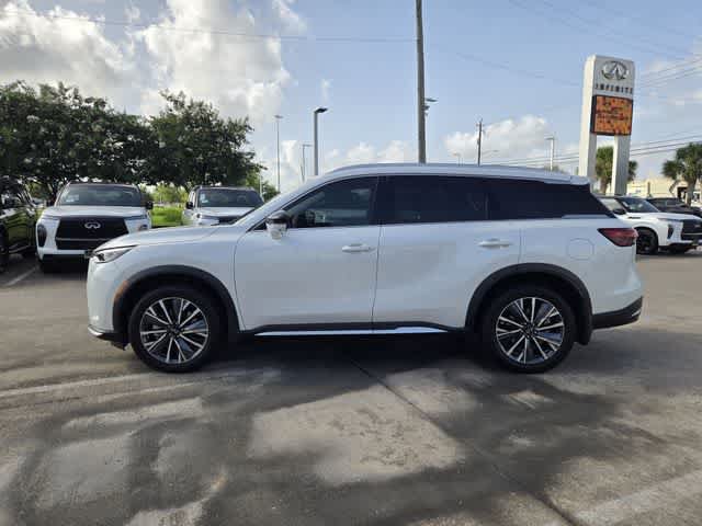 Certified 2026 INFINITI QX60 Luxe w/ Cargo Package AWD/4WD image 3