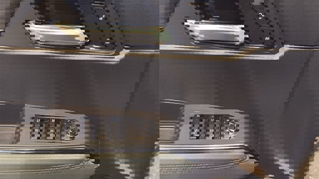 New 2026 GMC Acadia AT4 w/ Luxury Package image 23