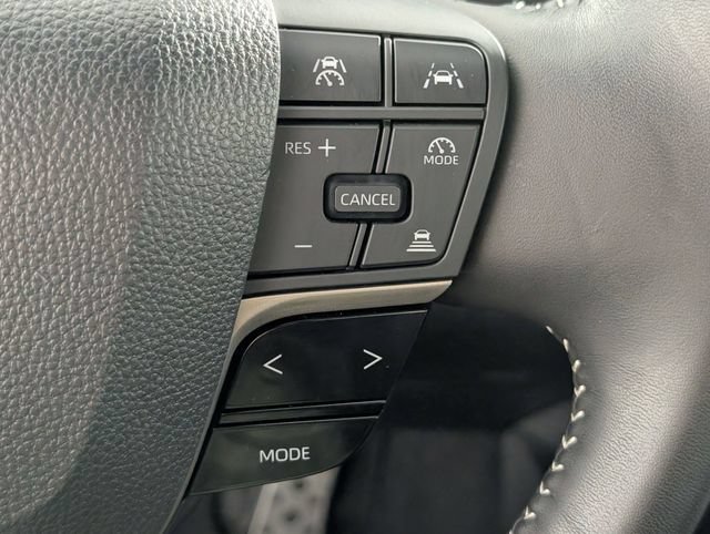 Used 2025 Toyota Camry SE FWD image 16