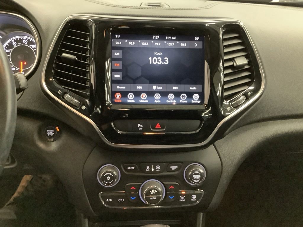 Used 2019 Jeep Cherokee Limited AWD/4WD image 13