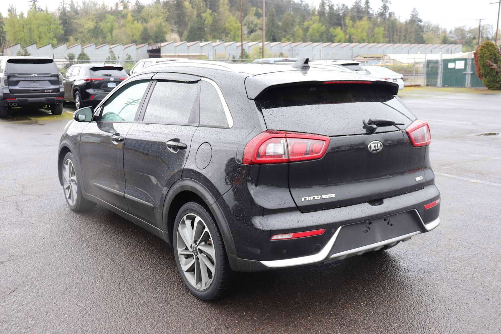 Used 2017 Kia Niro Touring image 7