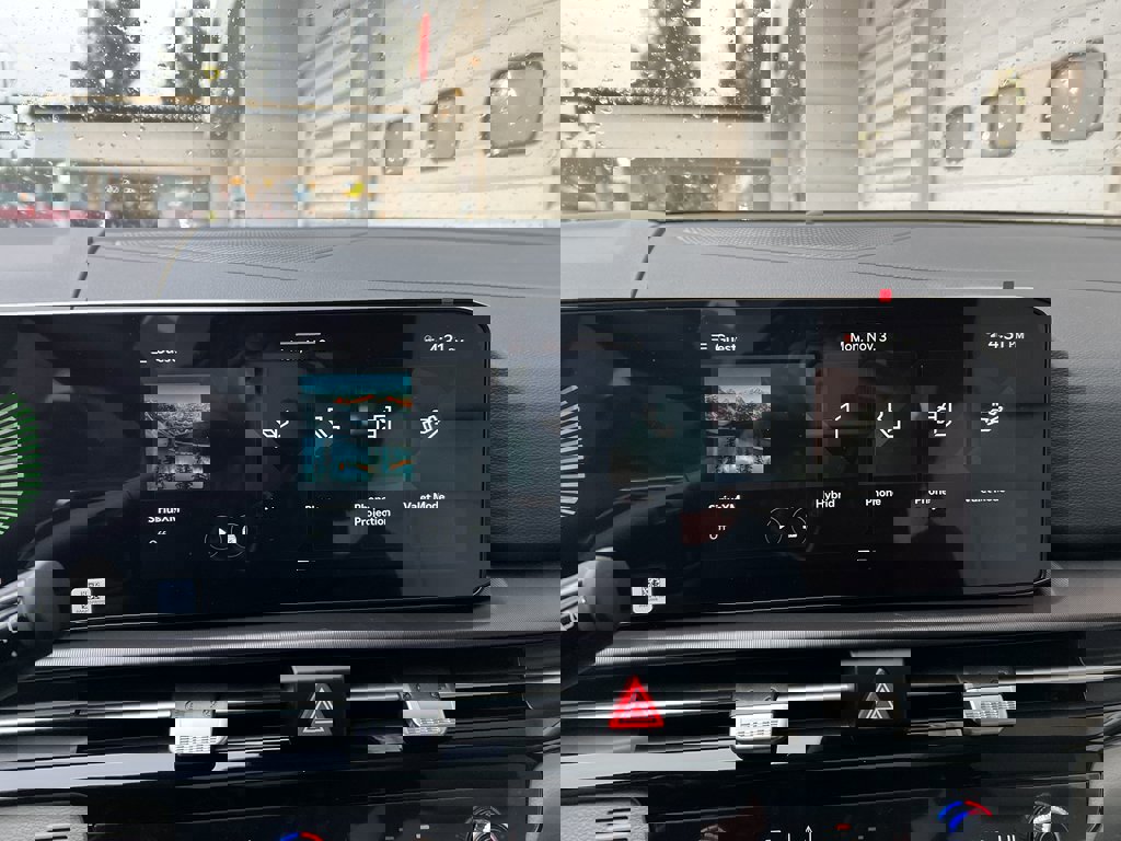 New 2026 Kia Sportage EX w/ EX Panoramic Sunroof Package image 21