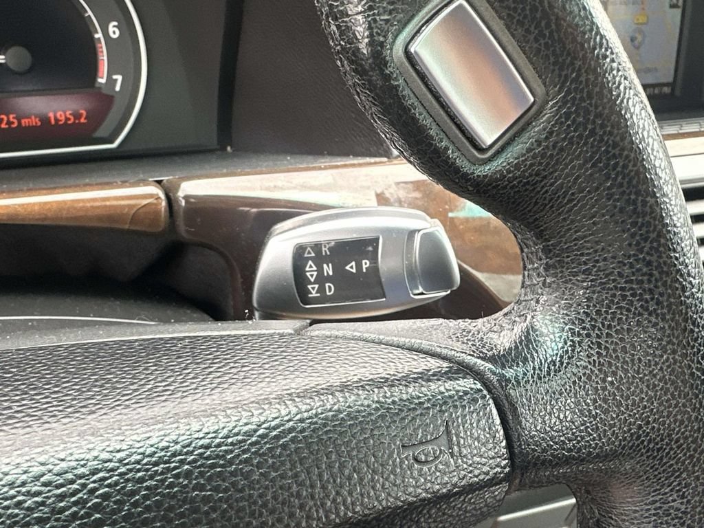 Used 2008 BMW 750Li RWD image 26