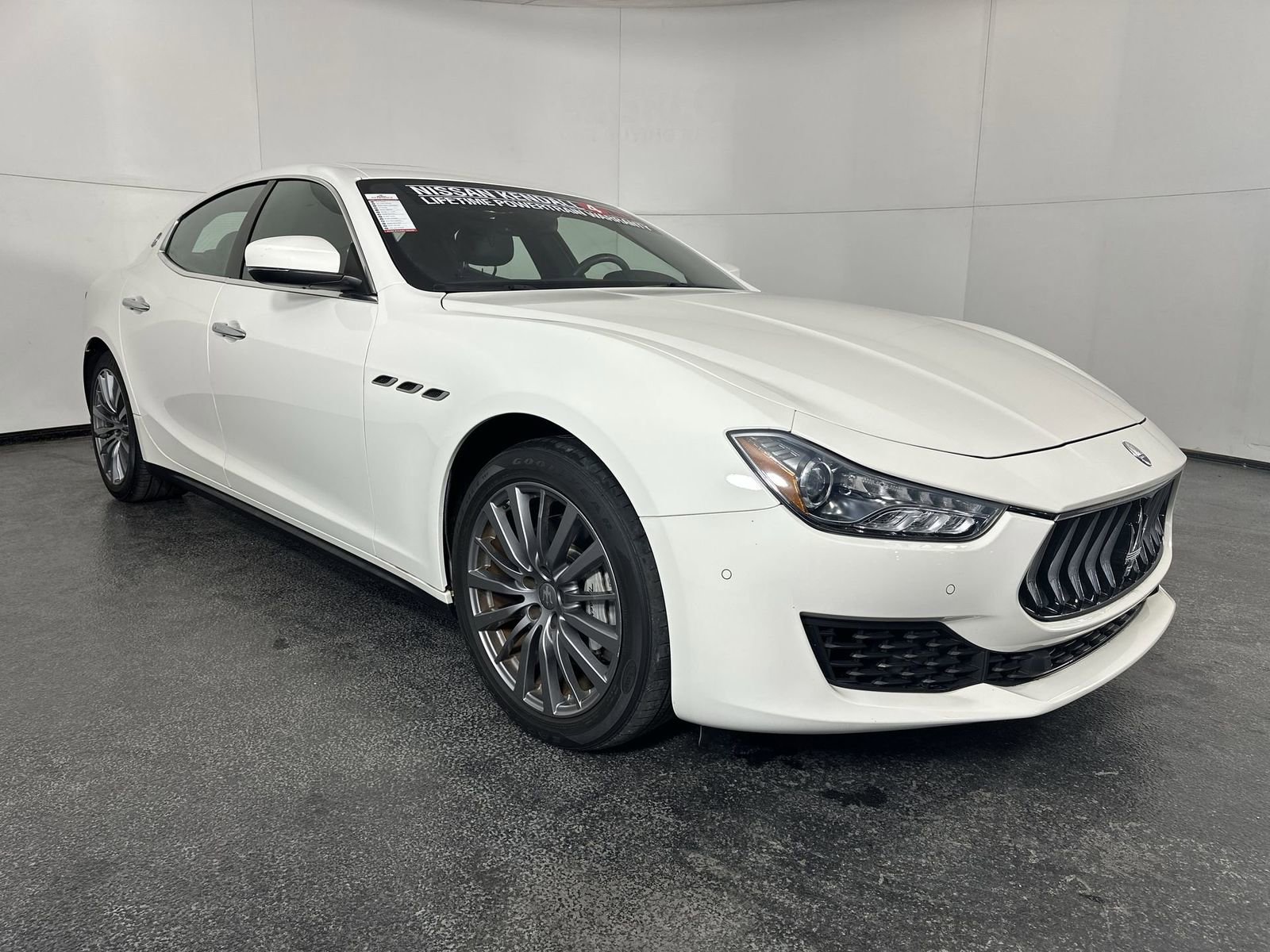 Used 2018 Maserati Ghibli image 4
