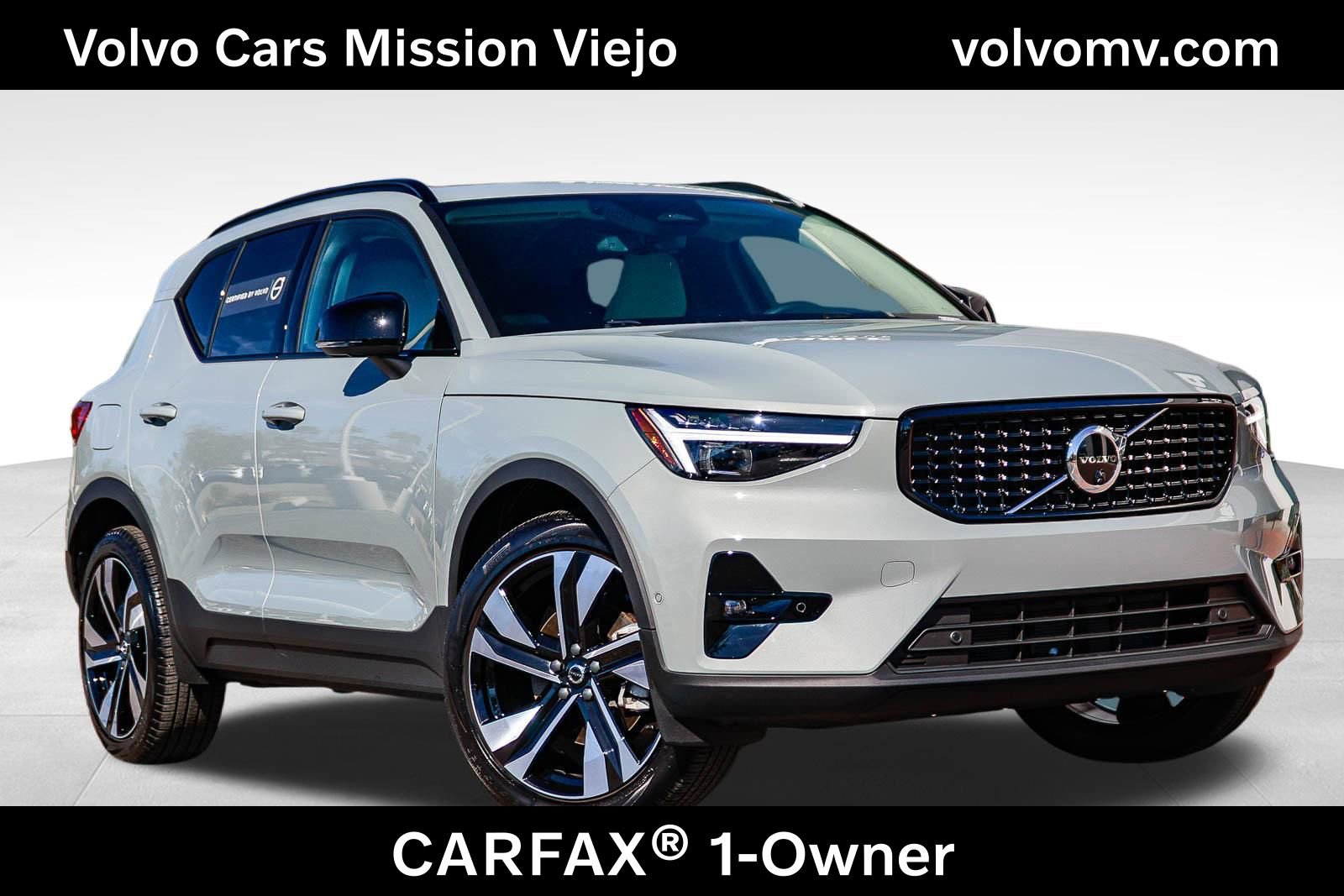 Certified 2026 Volvo XC40 B5 Ultra w/ Climate Package AWD/4WD image 1
