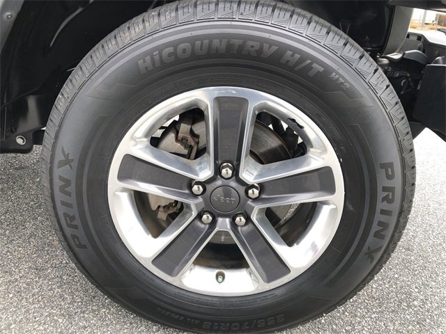 Used 2021 Jeep Wrangler Unlimited Sahara w/ LED Lighting Group image 35