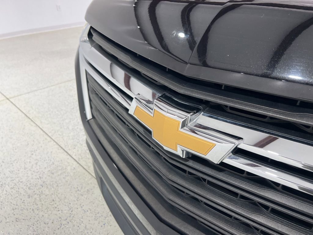 Used 2022 Chevrolet Traverse LS FWD image 26
