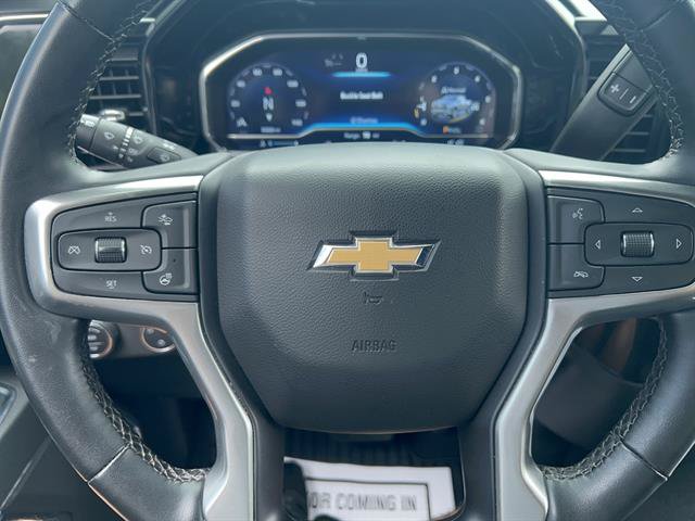 Used 2023 Chevrolet Silverado 1500 LT AWD/4WD image 17