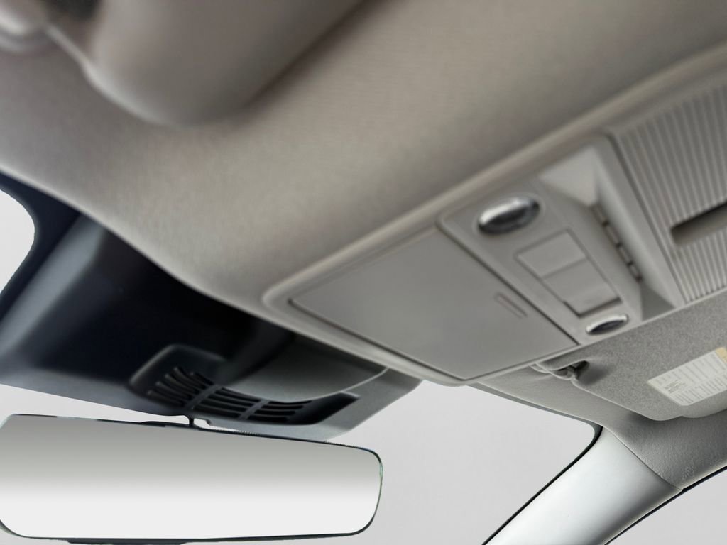 New 2026 Nissan Sentra SR w/ SR Premium Package FWD image 19