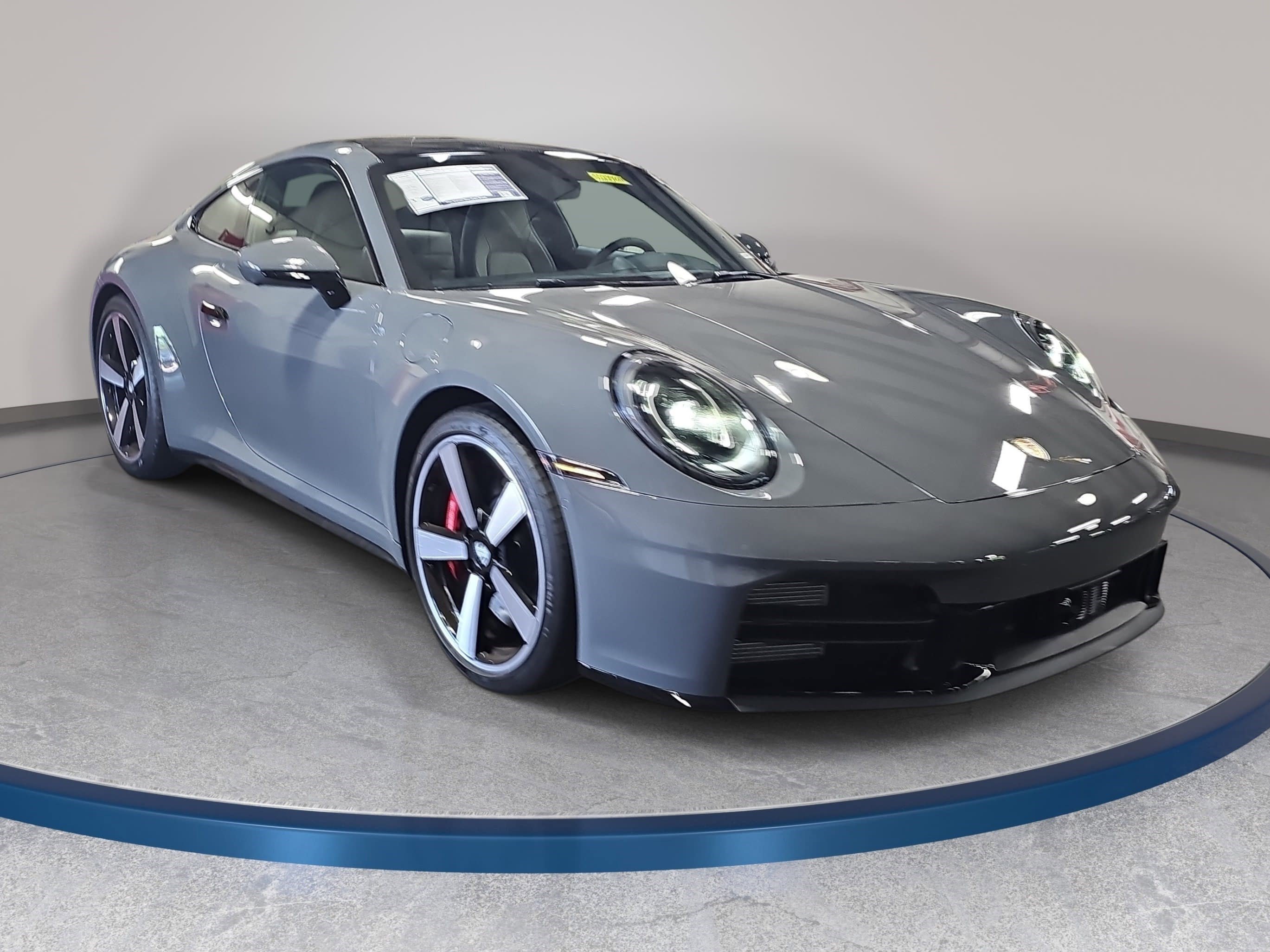Used 2025 Porsche 911 Carrera S RWD image 3