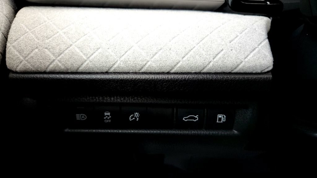 Certified 2025 Toyota Camry XLE AWD/4WD image 29