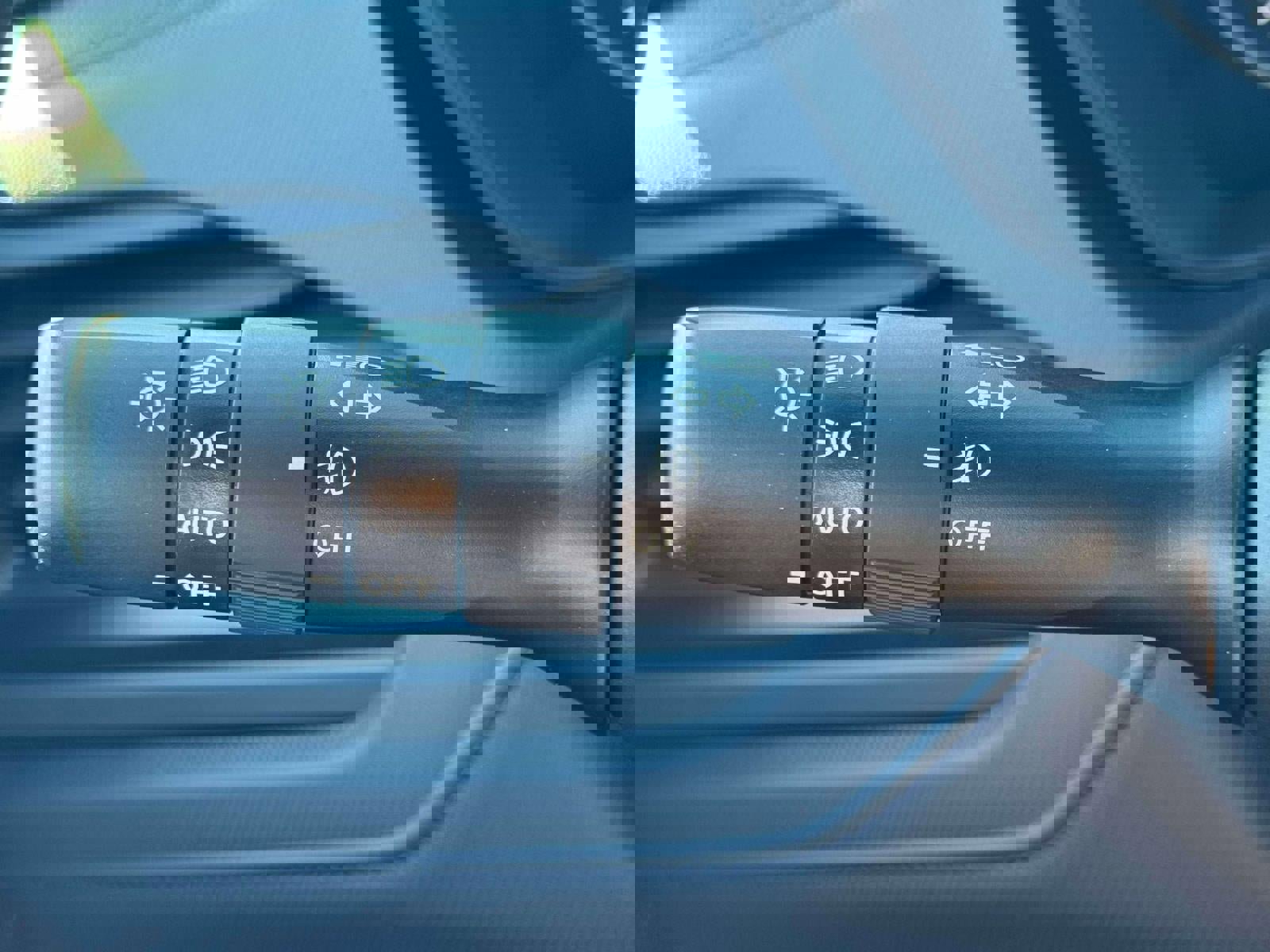 Certified 2025 Subaru Forester Premium image 17