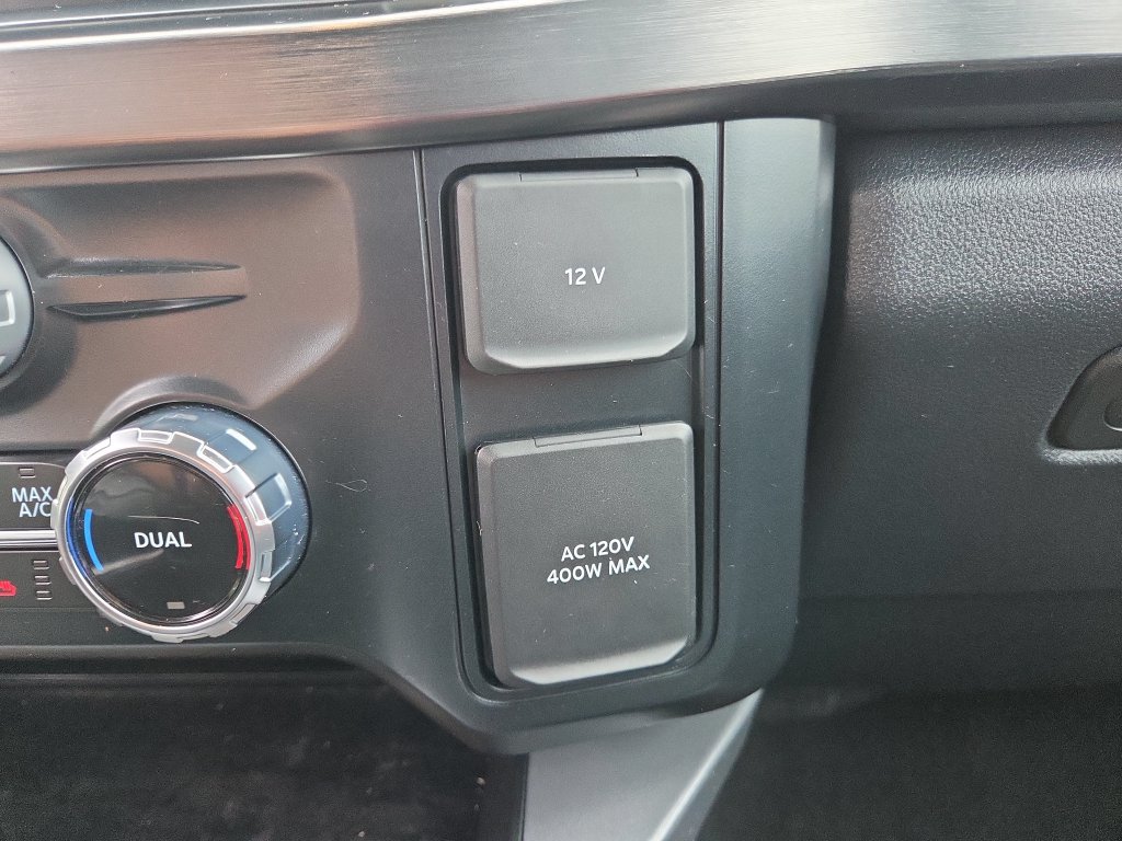 Used 2024 Ford F250 Lariat w/ Sport Appearance Package AWD/4WD image 46