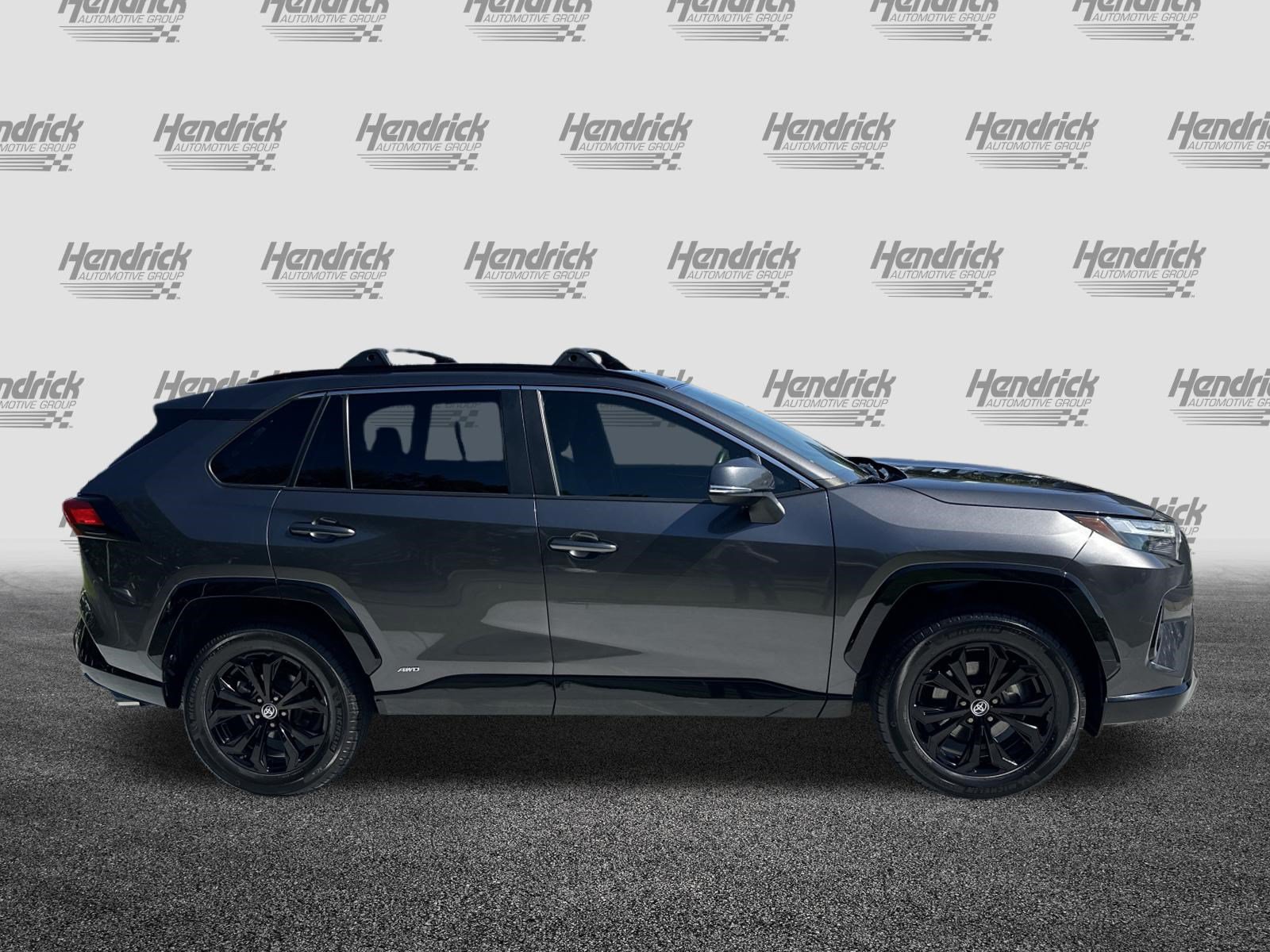 Used 2022 Toyota RAV4 SE w/ SE Grade Weather Package AWD/4WD image 11