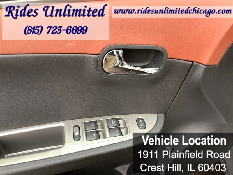 Used 2009 Chevrolet Malibu LTZ w/ HFV6 Engine Package FWD image 11
