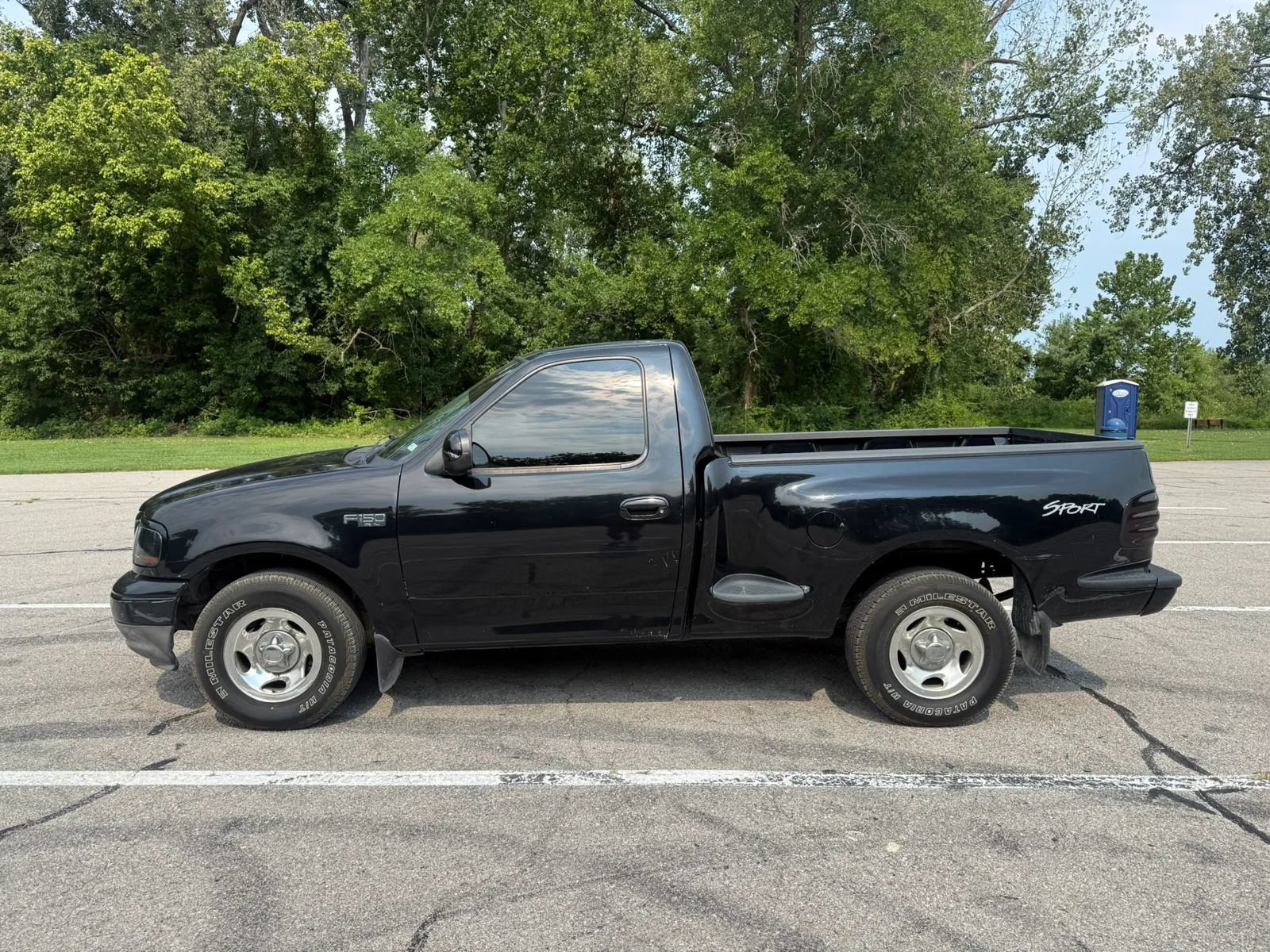 Used 2003 Ford F150 XL RWD image 7