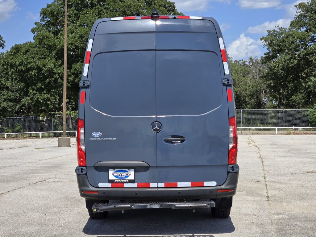 Used 2019 Mercedes-Benz Sprinter 170 image 6